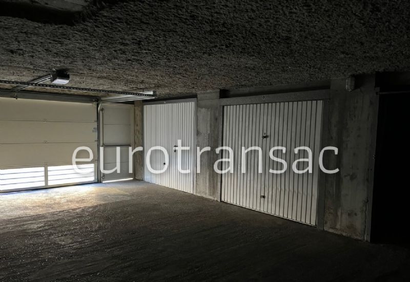 EXCLUSIVITE - BALARUC LES BAINS CENTRE VILLE - STUDIO 20 M² AVEC BALCON ET GARAGEBV23007