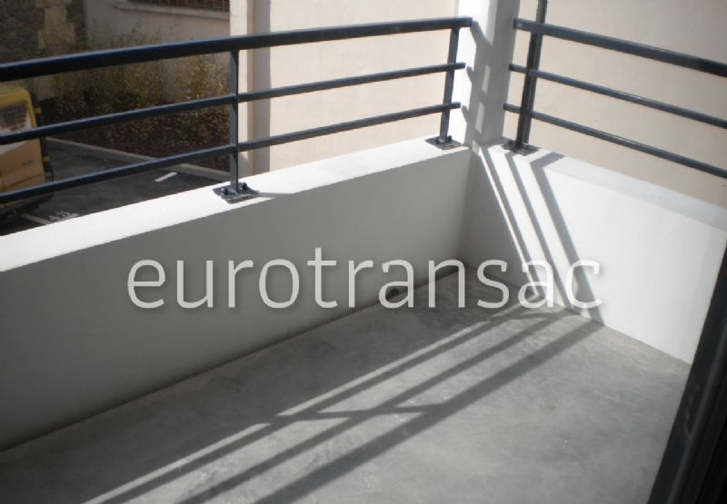SETE - APPARTEMENT F3 DE 62M² + BALCON DE 4.70M² - QUARTIER THEATRE - PARKING PRIVEBV23004