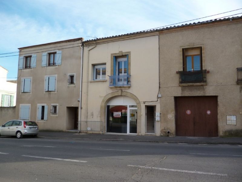 PEZENAS - Local Commercial à louer 117m²04-690