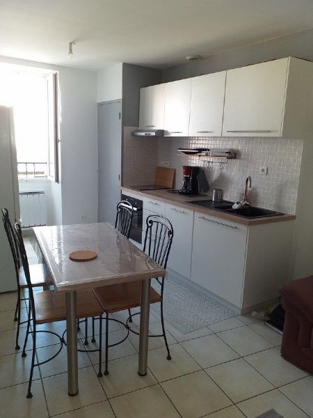 TRES BEAU T2 MEUBLE - SAINT PARGOIRE05-231