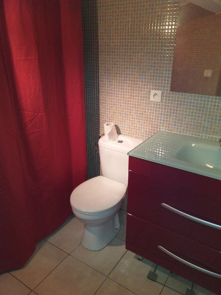 TRES BEAU T2 MEUBLE - SAINT PARGOIRE05-231
