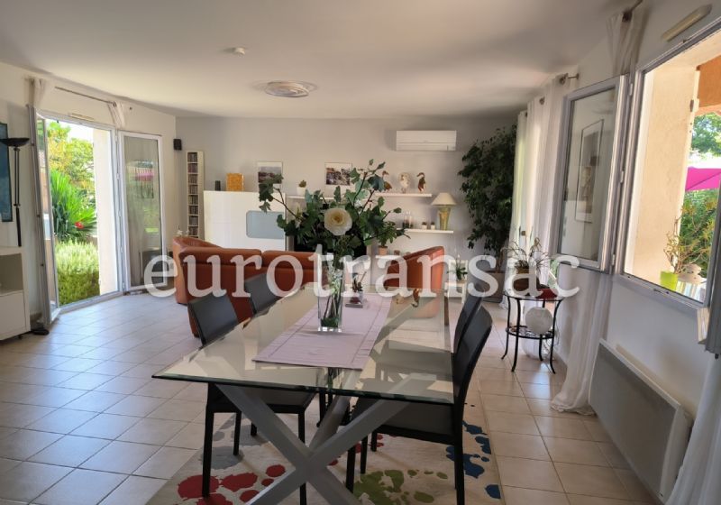 MONTAGNAC - Villa plain-pied 3 chambres avec piscine dans un quartier résidentielNL26001