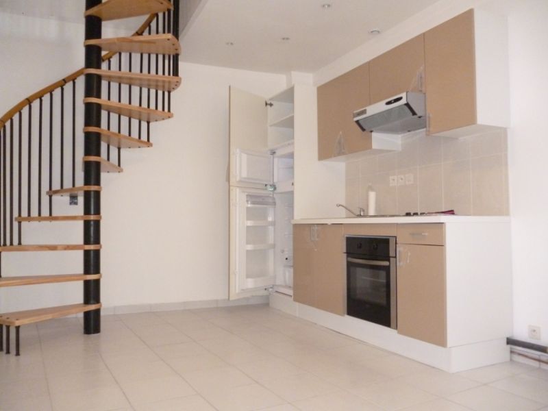  PAULHAN- 2 RUE PINSARD - ADORABLE PETITE MAISON F2!04-794