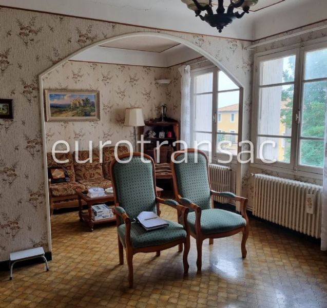 SOUS COMPROMIS - BALARUC LES BAINS - MAISON DE VILLAGE AVEC COUR BV23035