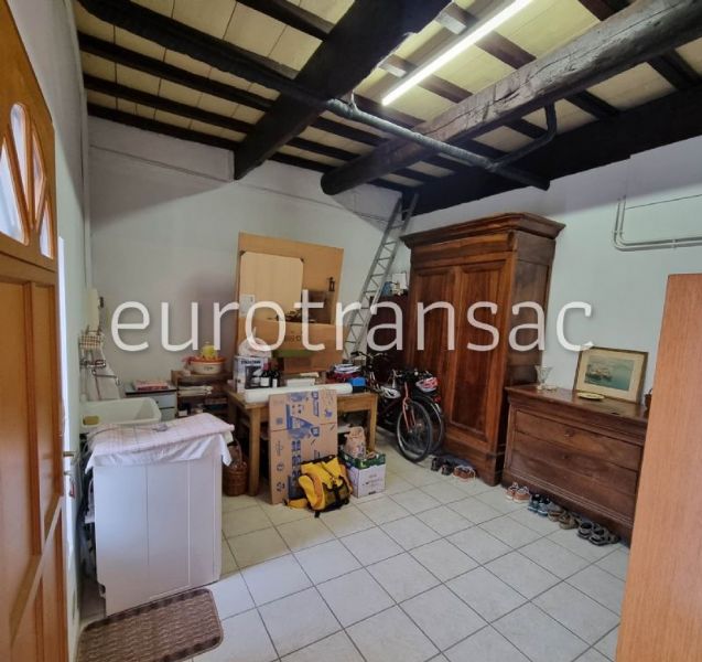 SOUS COMPROMIS - BALARUC LES BAINS - MAISON DE VILLAGE AVEC COUR BV23035
