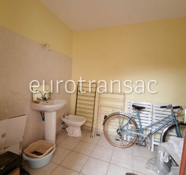 SOUS COMPROMIS - BALARUC LES BAINS - MAISON DE VILLAGE AVEC COUR BV23035