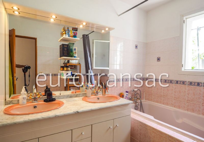 SOUS COMPROMIS BALARUC LES BAINS VILLA 100 M² AVEC PISCINEDELEGATION