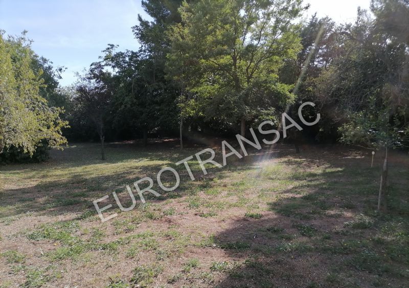 Ideally located between Béziers and Montpellier, magnificent building land of 1821 m²NL23038