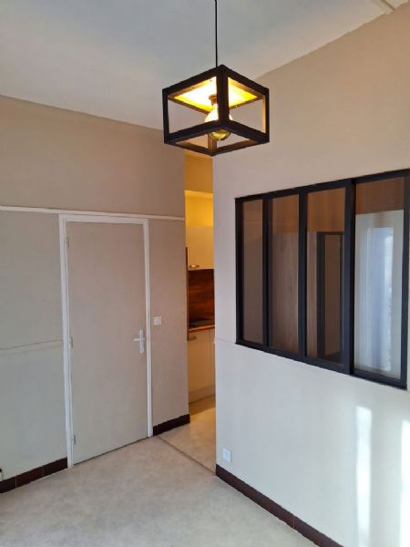 MONTAGNAC - Charmant studio05-249