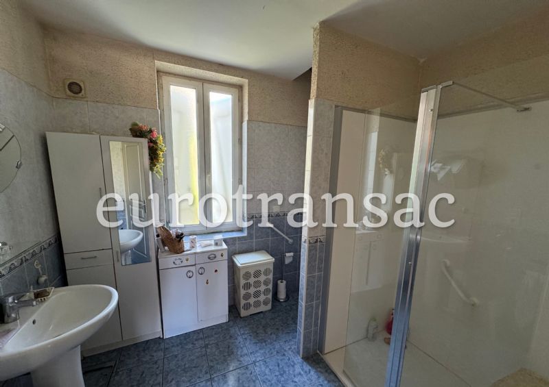 Nezignan l'Eveque, spacious winegrower's house, completely renovated with large terraceNL25041