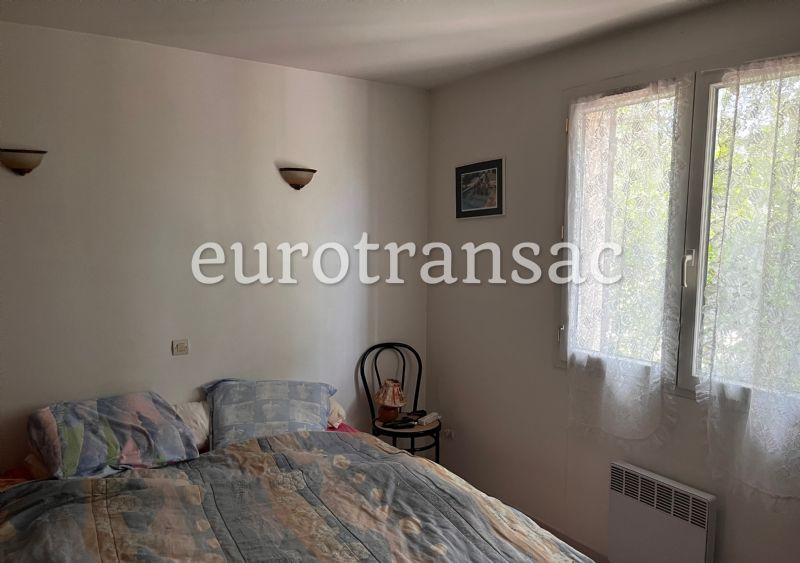 SAINT-PARGOIRE – Traditional R+1 villa with swimming pool on 1000 m².NL25030