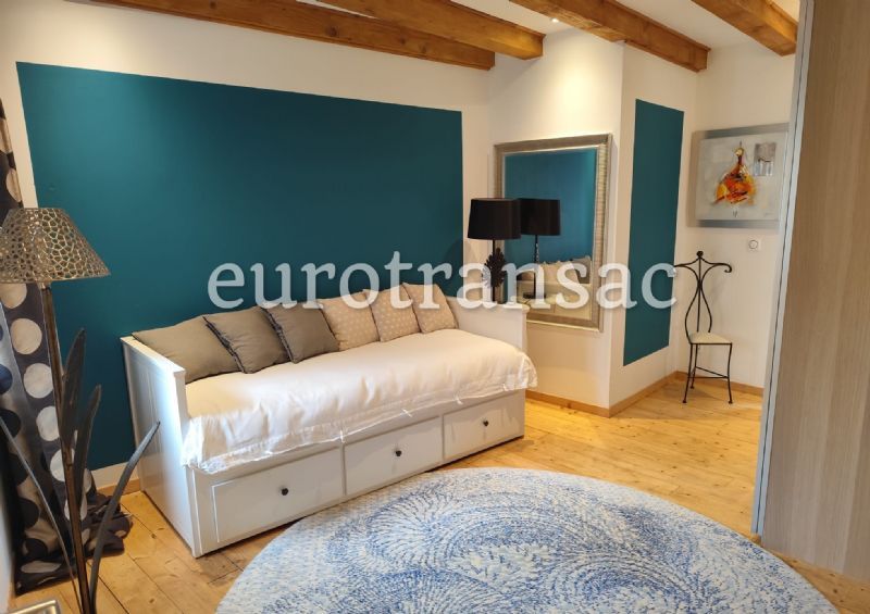 FLORENSAC - Magnifique maison de village R+2, proche de Marseillan et du bassin de Thau.NL25025