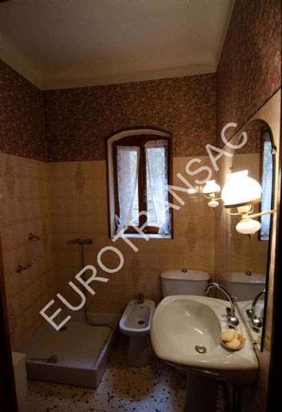 MONTAGNAC, between pond of Thau and Pezenas, superb Bourgeois house of 9 rooms NL24009