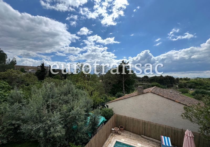 CASTELNAU-DE-GUERS - Maison de charme T4 avec terrasse, jardin et piscineNL25023