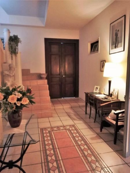 SUSPENDU - LOUPIAN - MAISON VIGNERONNE DE 200M² AVEC GARAGE ET TERRASSE TROPEZIENNEBV21102