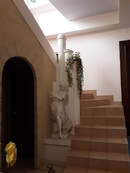 SUSPENDU - LOUPIAN - MAISON VIGNERONNE DE 200M² AVEC GARAGE ET TERRASSE TROPEZIENNEBV21102