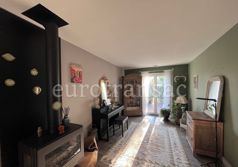 PEZENAS - Villa de plain-pied de 117 m² sur un terrain de 311 m²NL25051