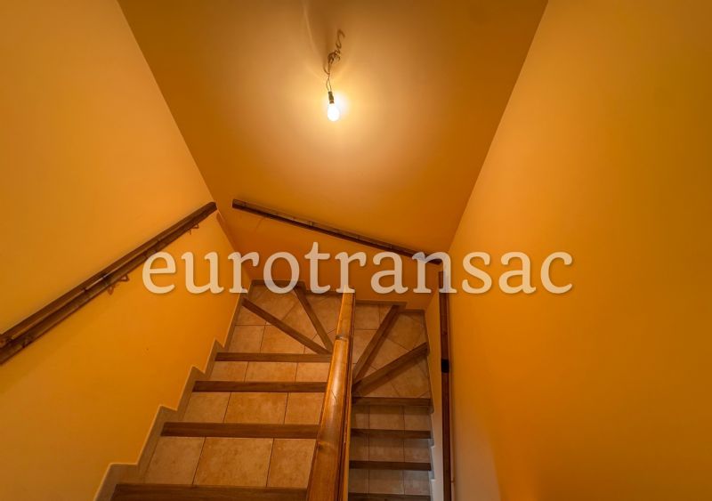 BESSAN - Maison R+1, proche de l'A75 et de PézenasNL25060