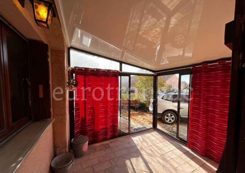 SAINT PARGOIRE - Maison de village de 120 m² avec garage, jardin et vérandaNL25015
