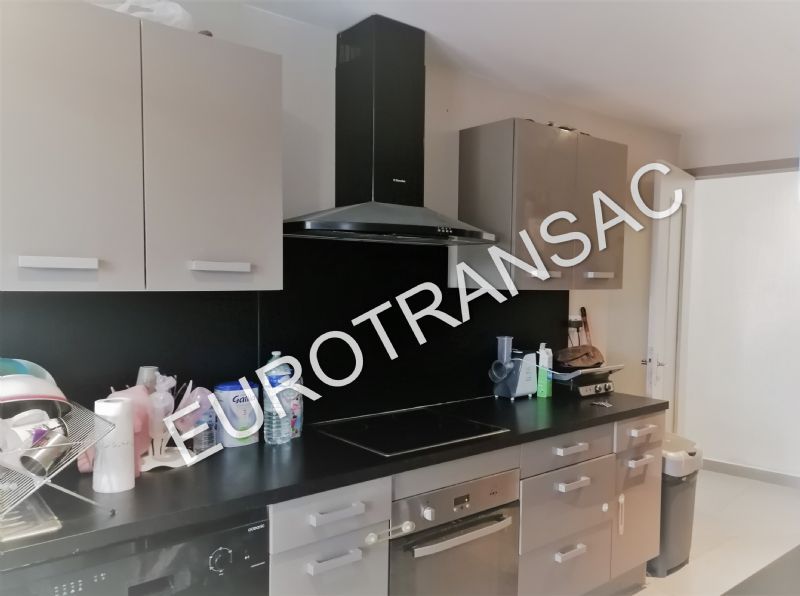 Vigneronne de 82 m² R+1 avec RDC à aménager en espace de vie ou appartement.NL22028