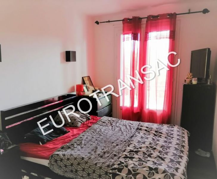 Vigneronne de 82 m² R+1 avec RDC à aménager en espace de vie ou appartement.NL22028