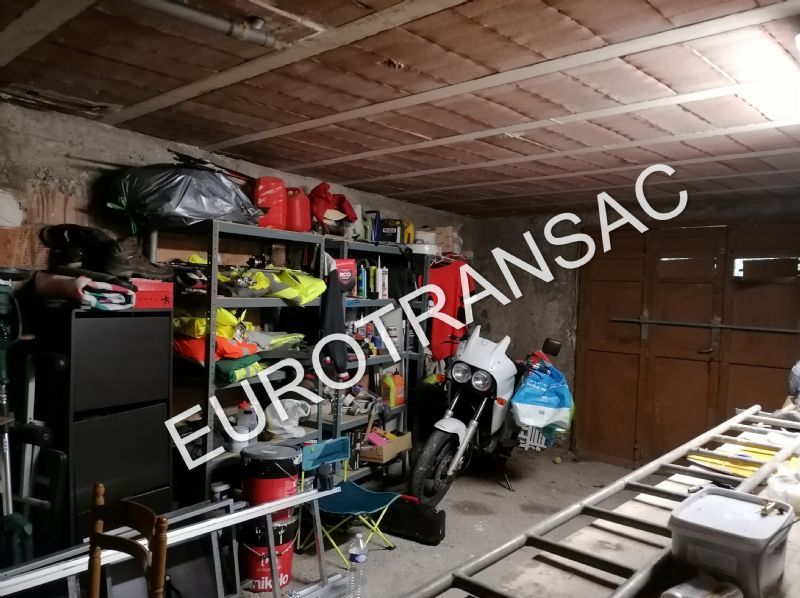 Vigneronne de 82 m² R+1 avec RDC à aménager en espace de vie ou appartement.NL22028