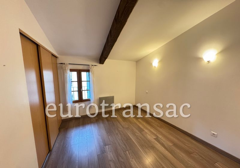 NEZIGNAN L'EVEQUE - Belle Maison de village R+2, proche de l'A75 et de PézenasNL25055