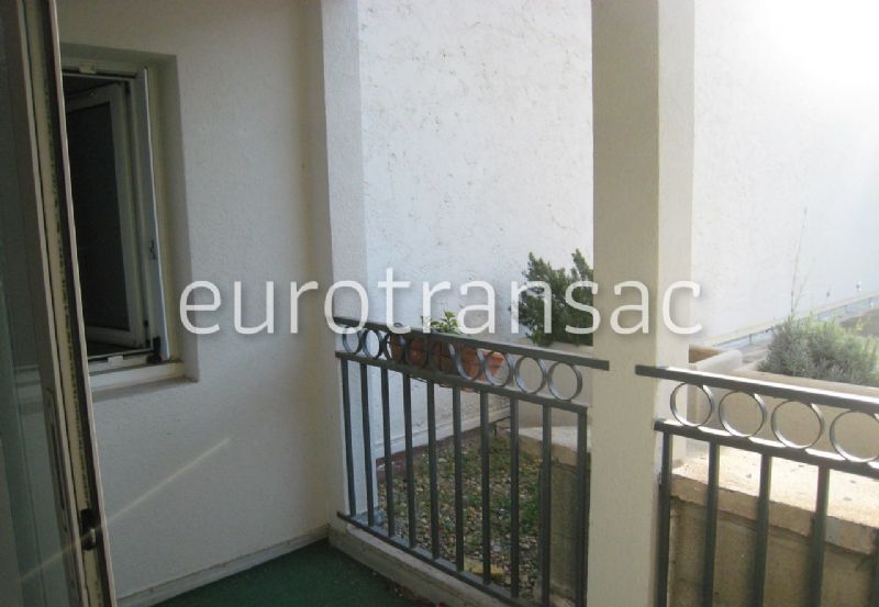 EXCLUSIVITY - SETE QUARTIER GARE - APARTMENT F2 WITH PRIVATE PARKING - BV23023