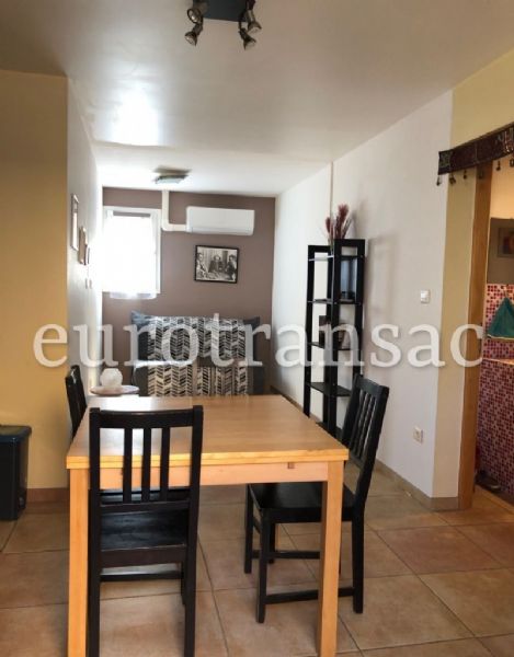 Near PEZENAS - Impeccable 2-room garden level apartment of 33 m² with terraceNL24033
