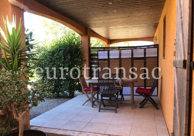 Near PEZENAS - Impeccable 2-room garden level apartment of 33 m² with terraceNL24033