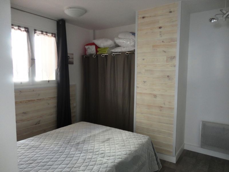 BALARUC LES BAINSbv23066