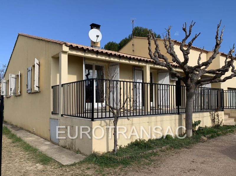 Villa de plain pied,100m2 hab. sur 894 m2 de terrain closSP23016