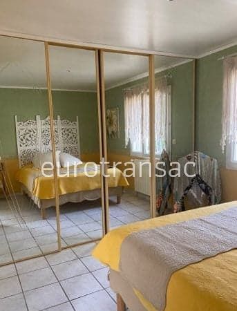 BALARUC LES BAINS - VILLA T4 DE 123M² SUR UN TERRAIN DE 860M² - PISCINE ET JACUZZI - JARDIN LUXURIANT BV22074
