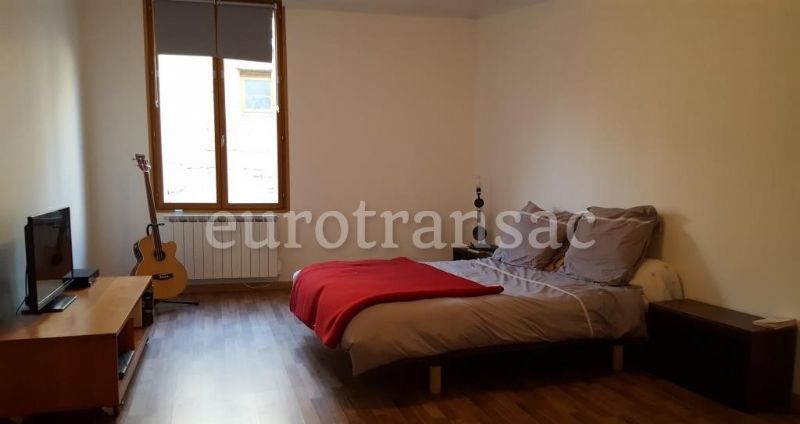 SAINT-PARGOIRE - Vaste vigneronne de 160 m² avec terrasse et garageNL25049