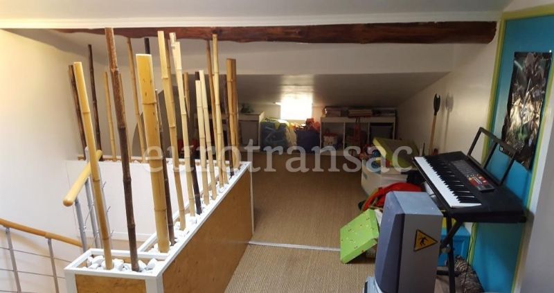 SAINT-PARGOIRE - Vaste vigneronne de 160 m² avec terrasse et garageNL25049