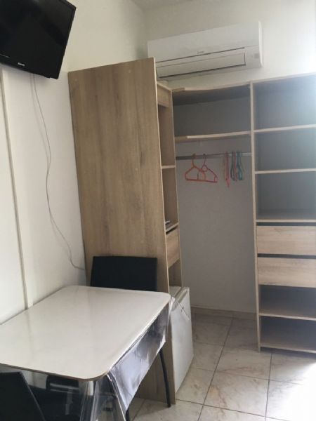 BALARUC LES BAINS - STUDIO DE 18M² AVEC SON JARDINET DE 13M² - PROCHE COMMERCES, PLAGE, CUREBV23017