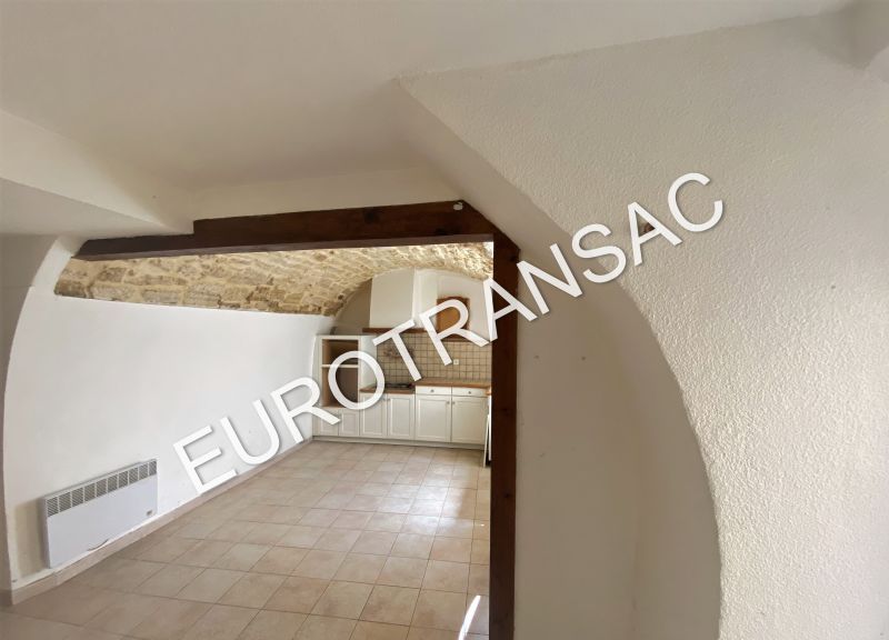 Maison de village de 106 m², à 5 minutes de Pézenas, de l'A75 et de l'A9NL24012