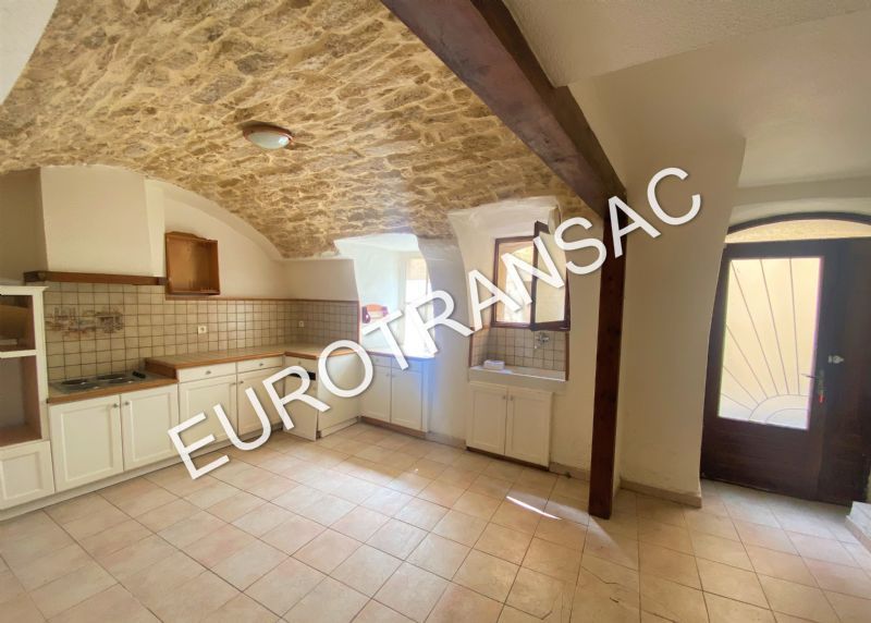 Maison de village de 106 m², à 5 minutes de Pézenas, de l'A75 et de l'A9NL24012