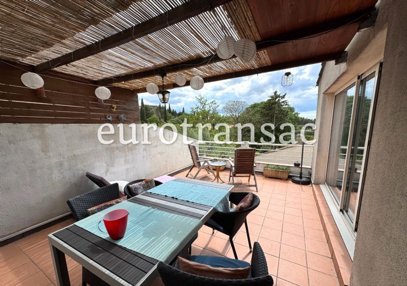CASTELNAU-DE-GUERS - Maison de charme T4 avec terrasse, jardin et piscineNL25023