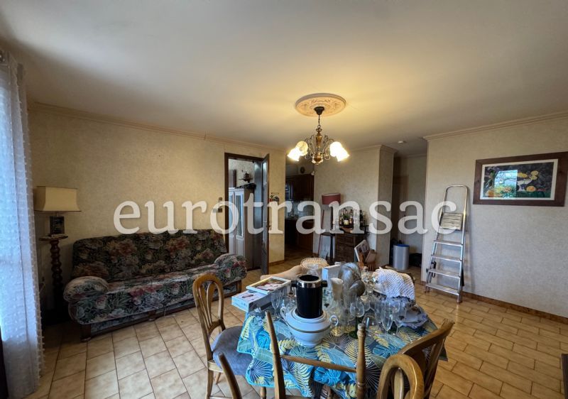 FLORENSAC, maison plain-pied, proche du bassin de Thau et de l'A75.NL26002