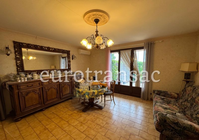 FLORENSAC, maison plain-pied, proche du bassin de Thau et de l'A75.NL26002