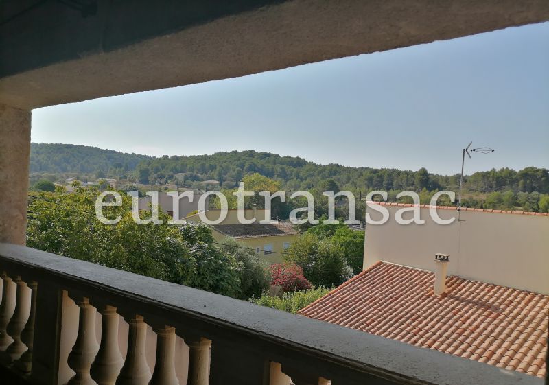 AUMES - Maison vigneronne de charme située dans un village très recherchéeNL25018