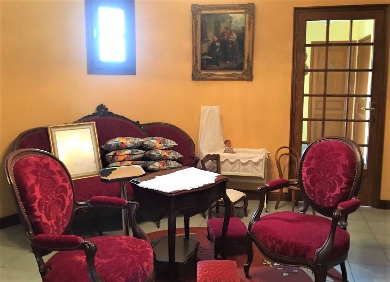 Entre Bassin de Thau et Pézenas, belle villa T7 sur terrain 1200 m² avec piscineNL21035