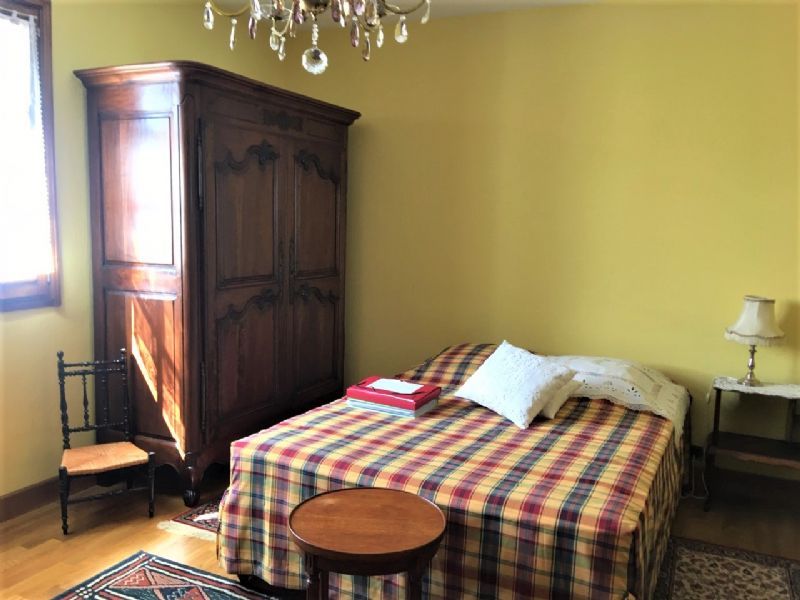 Entre Bassin de Thau et Pézenas, belle villa T7 sur terrain 1200 m² avec piscineNL21035