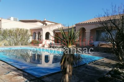 NEZIGNAN L'EVEQUE, Villa plain-pied de 96 m² sur terrain de 735 m² avec piscine
