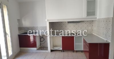 SAINT-PARGOIRE - Vigneronne typique languedocienne, garage+appartement T4