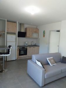 BOUZIGUES, 3 ave Alfred Bouat - Très beau T2 meublé