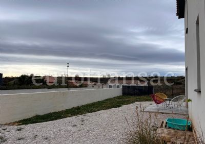 ADISSAN - Villa contemporaine neuve sur un terrain piscinable de 521 m²  