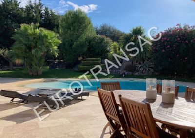 Charming villa with multiple benefits on a plot of 1748 m² with pisicne