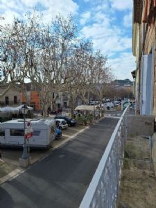 MONTAGNAC STUDIO DANS COEUR DE VILLE 355 €  